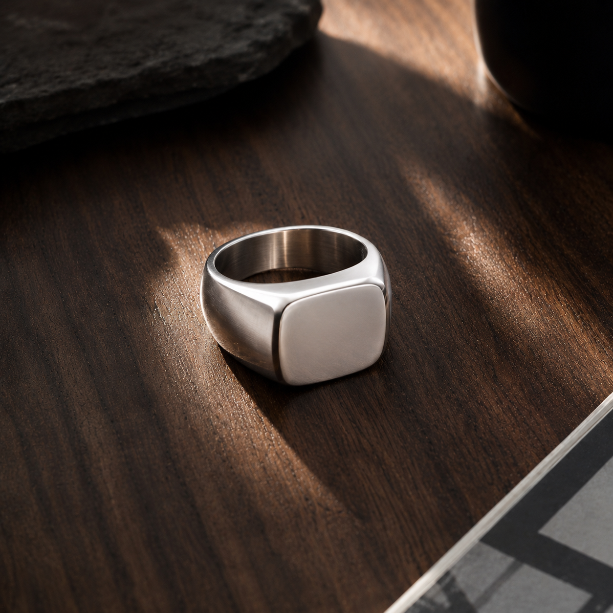 Classic Signet Ring
