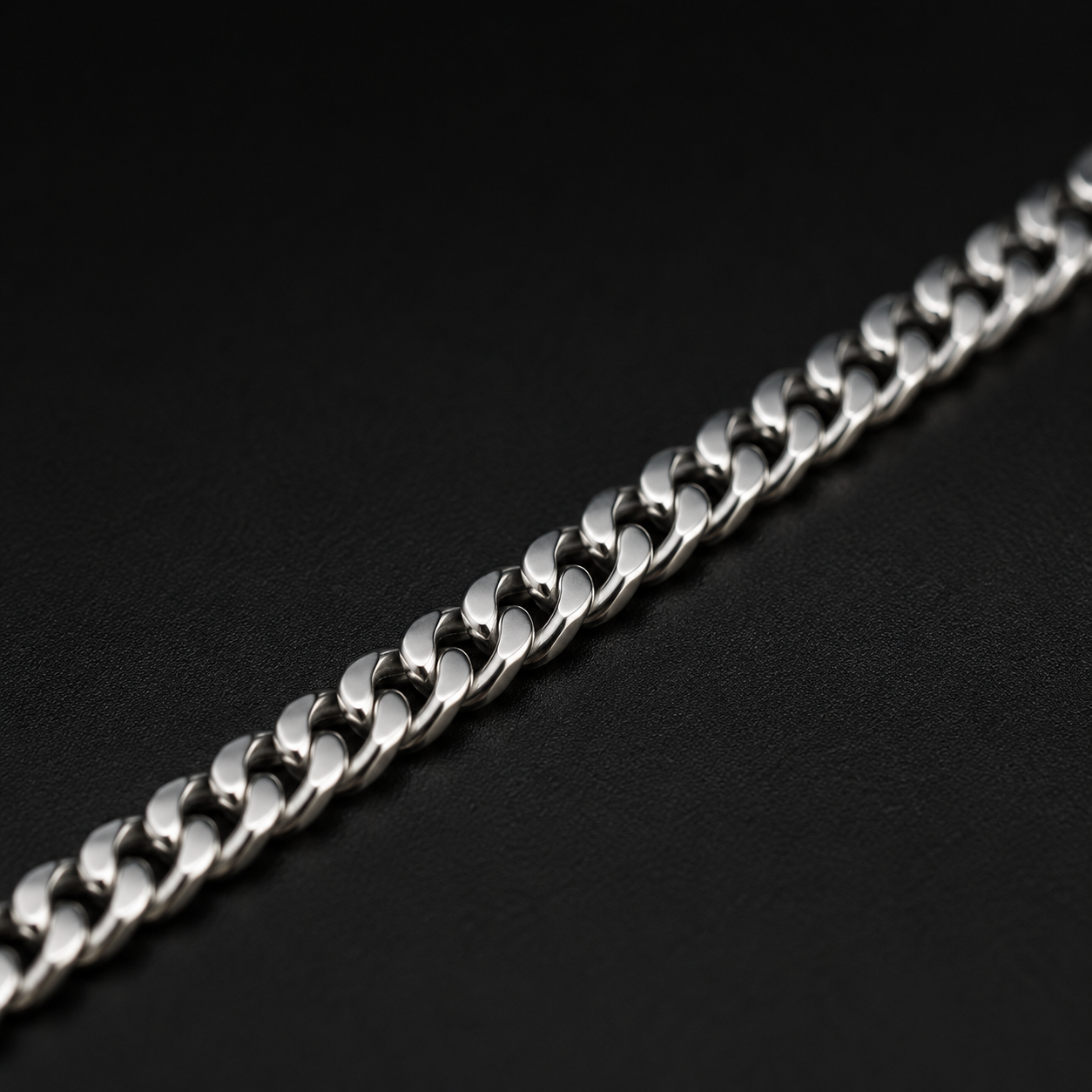 Classic Curb Chain